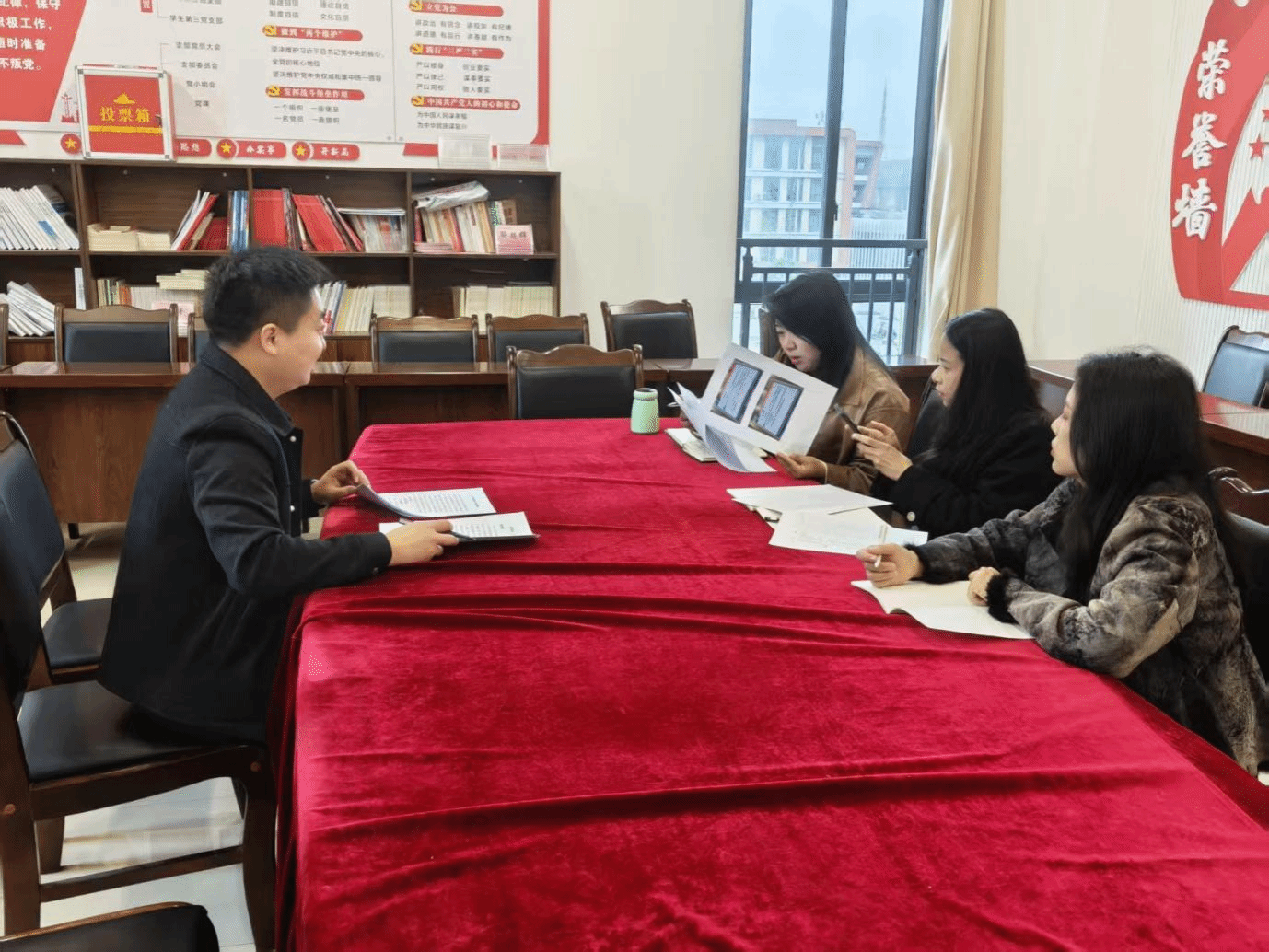 泰语专业教研室开展人才培养方案修...